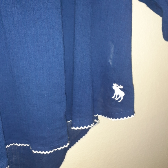 Abercrombie & Fitch | Embroidered Top - Picture 4 of 8